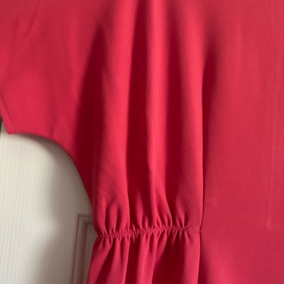 NWT Donna Morgan Ruffle Hem Short Sleeve Dress. - Picture 3 of 4